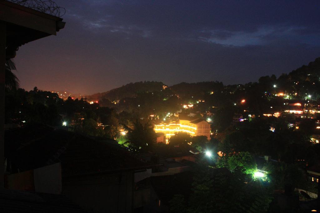 Imaaga Kandy Residence Екстериор снимка